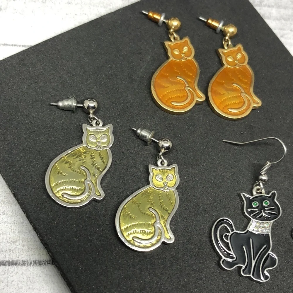 Bundle lot 3 pairs kitty cat dangle drop enamel earrings cat lovers, whimsy.